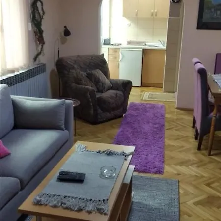 Apartament Mau Mau *