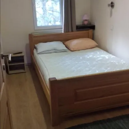 Mau Mau 兹拉蒂博尔