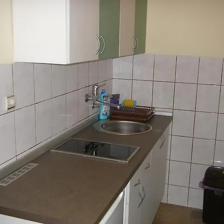 Mau Mau * 兹拉蒂博尔